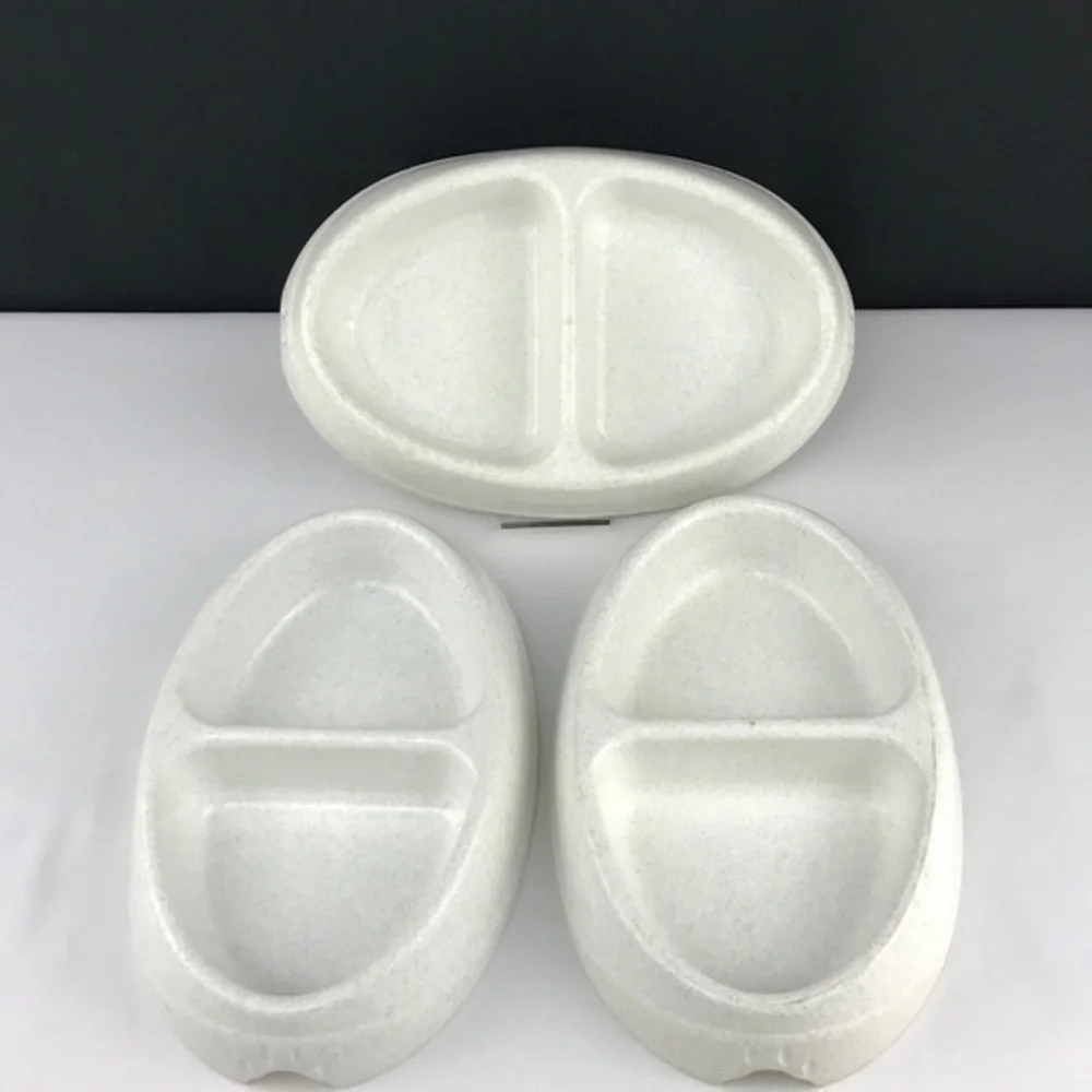 Stylette - ‘Plastic Feeding bowls’ Small animal size. Bundle of 3. EUC